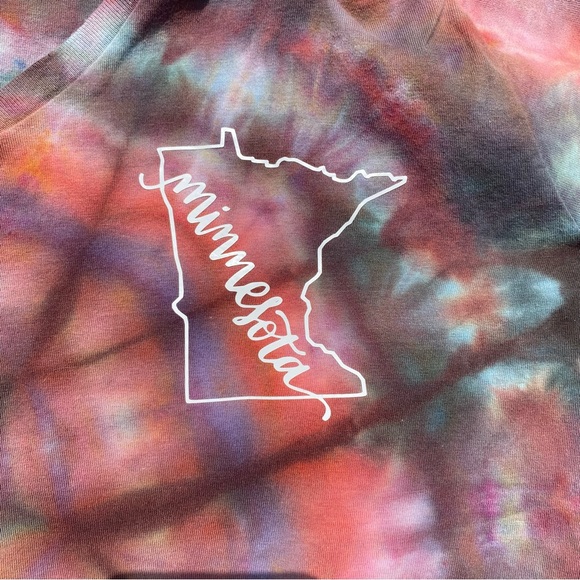 Handmade NEW Minnesota Tie-Dye T-Shirt - Picture 2 of 10